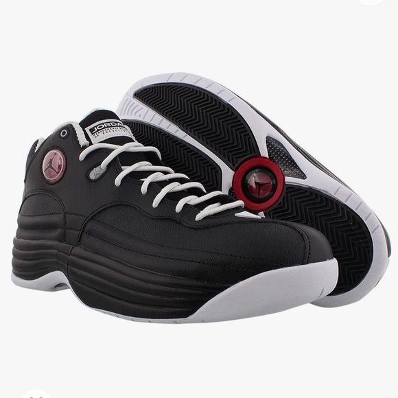 Jordan Other - Air Jordan Jumpman Team Sneaker in Black/White Size 11.5